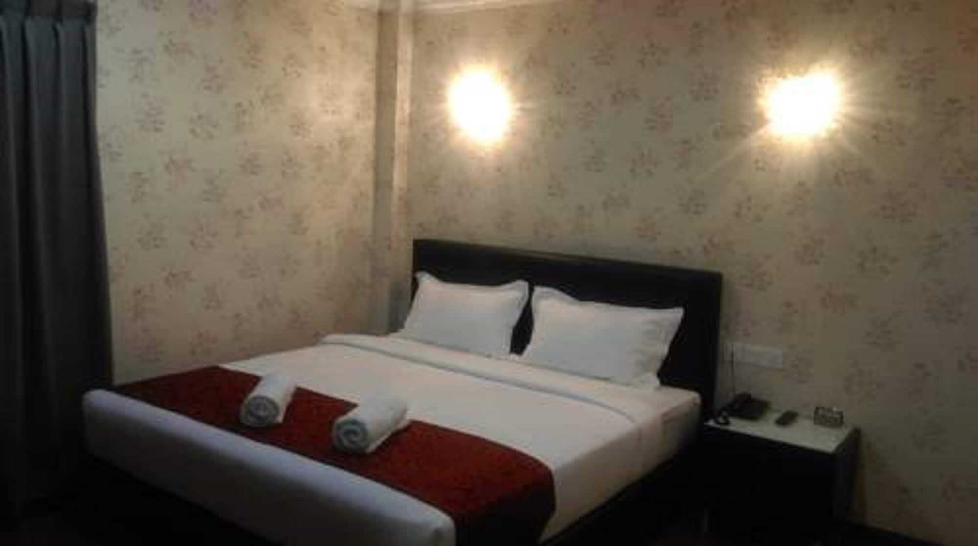 Classic Kinabalu Hotel Kota Kinabalu Esterno foto